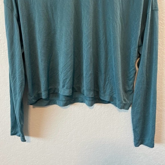 Athleta Vapor Long Sleeve Crewneck Pullover Cropped Top Dark Surf Teal Blue M - Picture 6 of 11